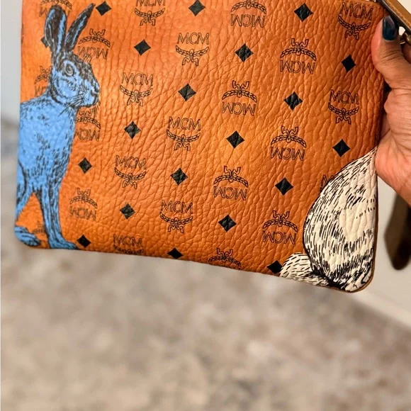 MCM Cognac Visetos Pouch with White Rabbit and Blue Detail - Picture 2 of 7